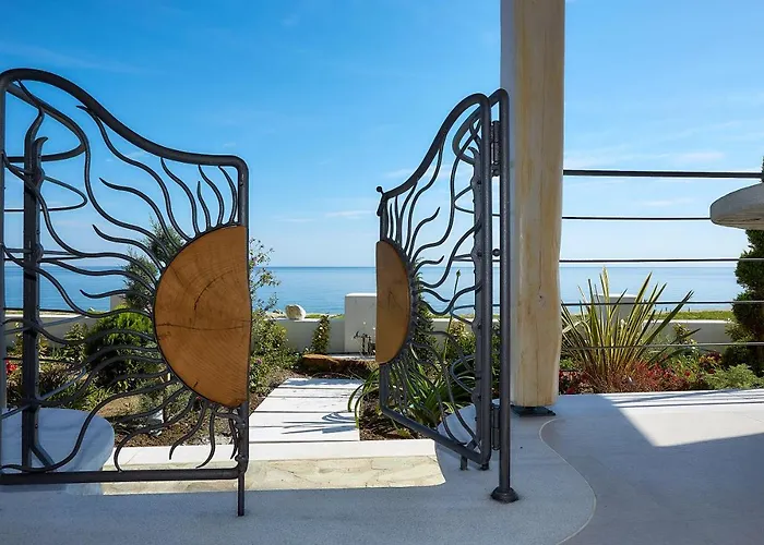 Sunrise Little Apartment Chorefton